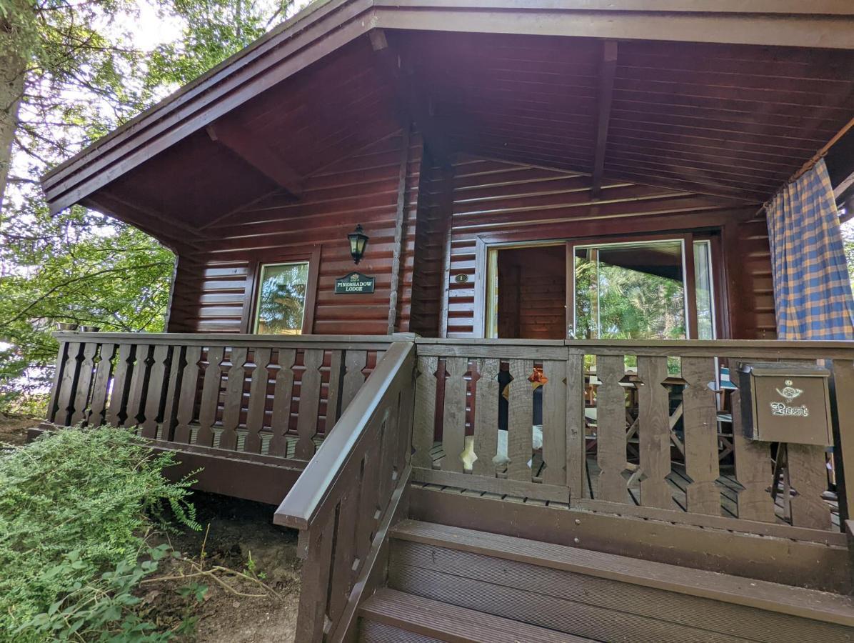 Pineshadow Lodge-Dog Friendly Kenwick Park Louth Louth  Bagian luar foto