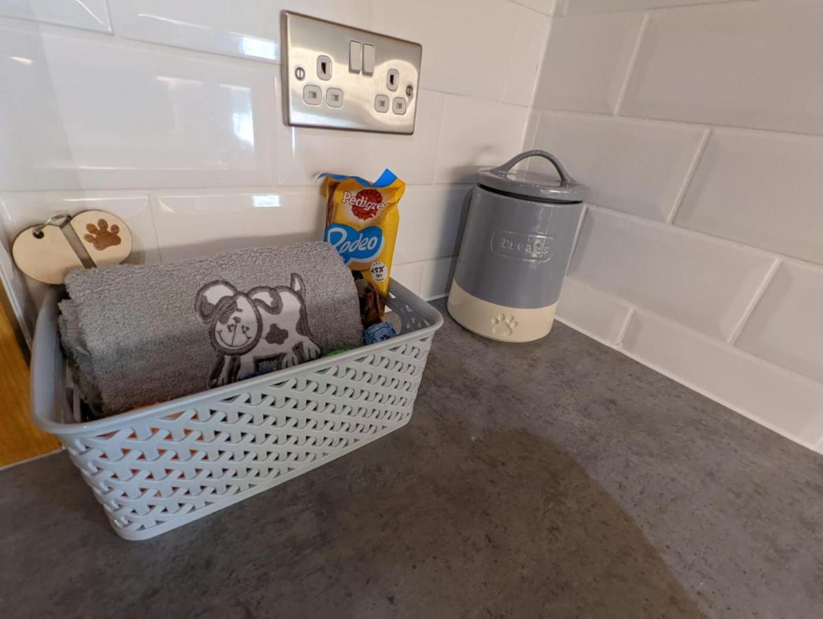 Pineshadow Lodge-Dog Friendly Kenwick Park Louth Louth  Bagian luar foto