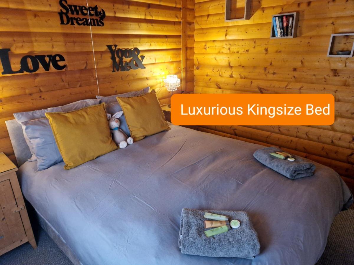 Pineshadow Lodge-Dog Friendly Kenwick Park Louth Louth  Bagian luar foto