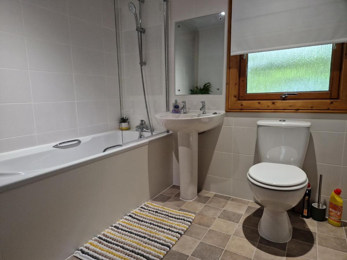 Pineshadow Lodge-Dog Friendly Kenwick Park Louth Louth  Bagian luar foto