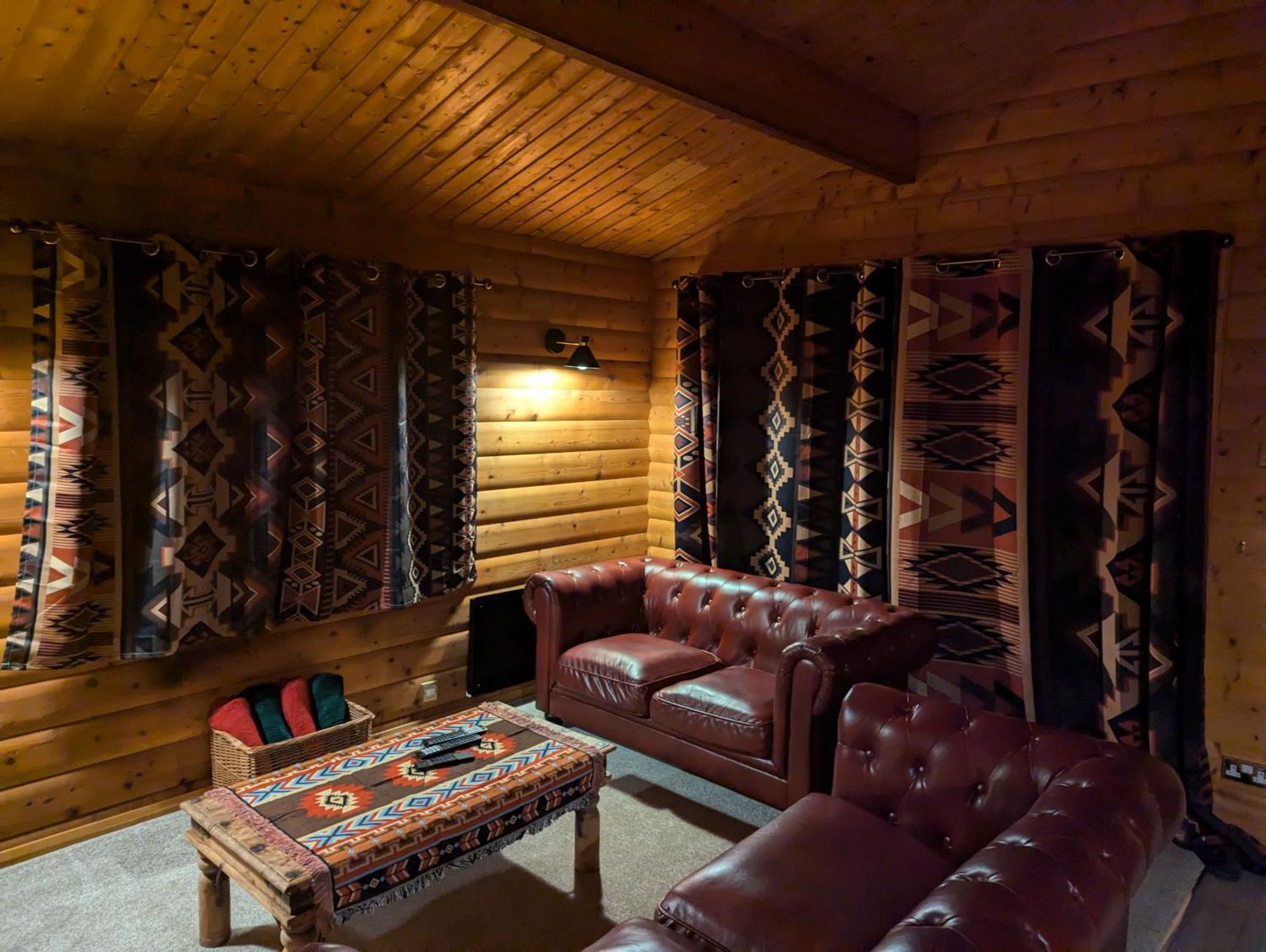 Pineshadow Lodge-Dog Friendly Kenwick Park Louth Louth  Bagian luar foto
