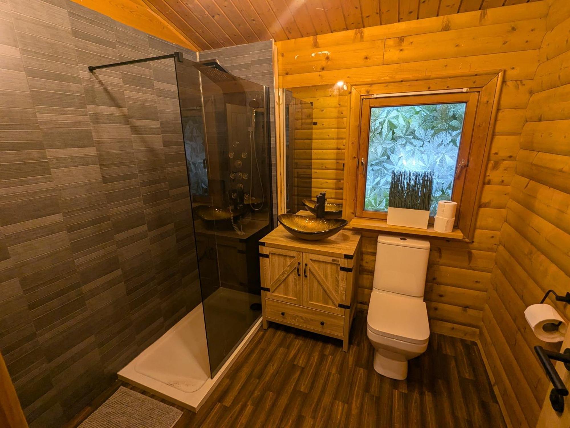 Pineshadow Lodge-Dog Friendly Kenwick Park Louth Louth  Bagian luar foto