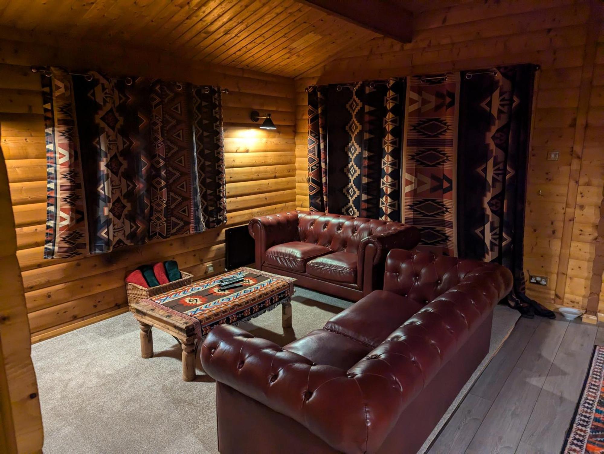 Pineshadow Lodge-Dog Friendly Kenwick Park Louth Louth  Bagian luar foto